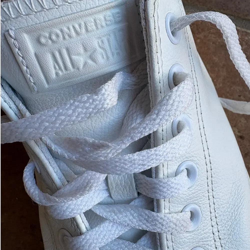 Converse White Leather All Stars Low Ox Unisex size 10M 12W Clean Classic